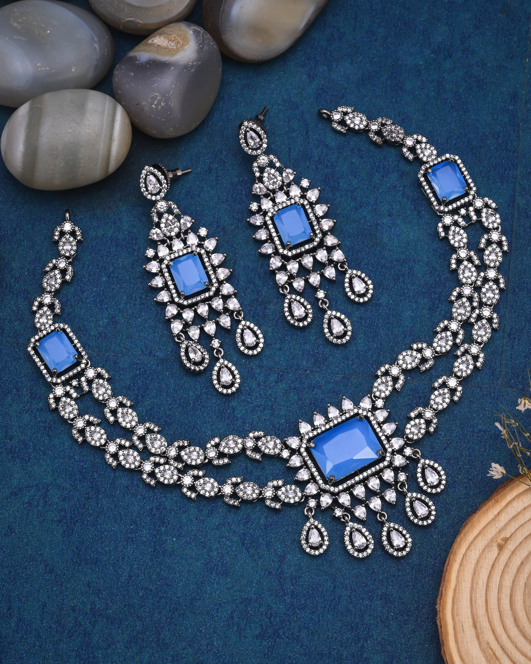 Cerulean Harmony Calcedony Silver Necklace Set-JRNKL5041